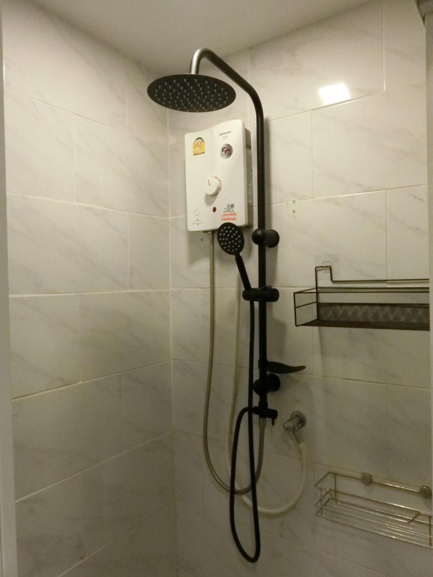 666 Cnx Hostel チエンマイ エクステリア 写真